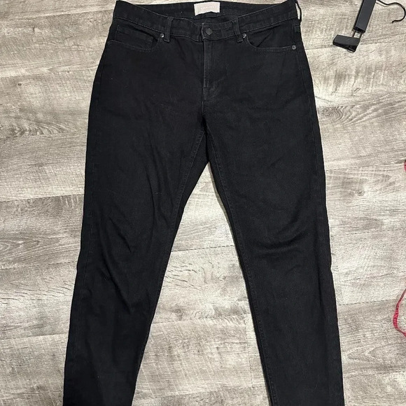Everlane Mid-Rise Skinny Jean in 29 Black - Picture 1 of 4